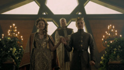 extant_GameOfThrones_5x03-HighSparrow_0476