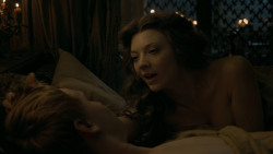 extant_GameOfThrones_5x03-HighSparrow_0546