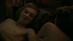 extant_GameOfThrones_5x03-HighSparrow_0557