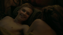 extant_GameOfThrones_5x03-HighSparrow_0563