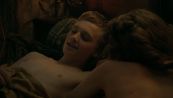 extant_GameOfThrones_5x03-HighSparrow_0638