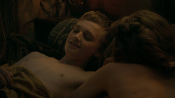 extant_GameOfThrones_5x03-HighSparrow_0639