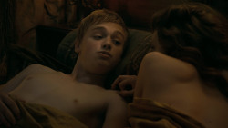extant_GameOfThrones_5x03-HighSparrow_0672
