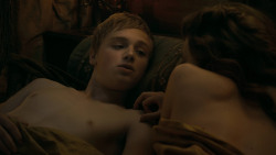 extant_GameOfThrones_5x03-HighSparrow_0678