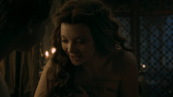 extant_GameOfThrones_5x03-HighSparrow_0697