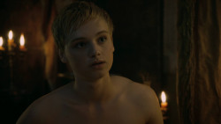 extant_GameOfThrones_5x03-HighSparrow_0716