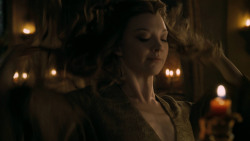 extant_GameOfThrones_5x03-HighSparrow_0731