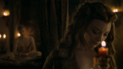 extant_GameOfThrones_5x03-HighSparrow_0740