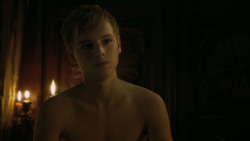 extant_GameOfThrones_5x03-HighSparrow_0762