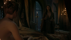 extant_GameOfThrones_5x03-HighSparrow_0776