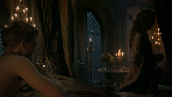 extant_GameOfThrones_5x03-HighSparrow_0785