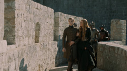 extant_GameOfThrones_5x03-HighSparrow_0845