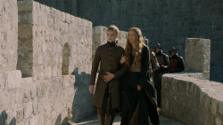 extant_GameOfThrones_5x03-HighSparrow_0849