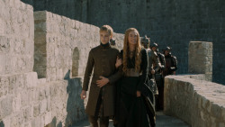 extant_GameOfThrones_5x03-HighSparrow_0852
