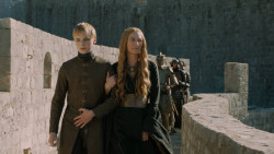 extant_GameOfThrones_5x03-HighSparrow_0864