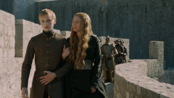 extant_GameOfThrones_5x03-HighSparrow_0868