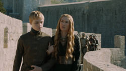 extant_GameOfThrones_5x03-HighSparrow_0872
