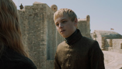 extant_GameOfThrones_5x03-HighSparrow_0882