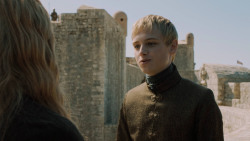 extant_GameOfThrones_5x03-HighSparrow_0906