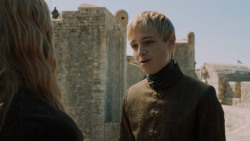 extant_GameOfThrones_5x03-HighSparrow_0930