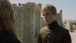 extant_GameOfThrones_5x03-HighSparrow_0944