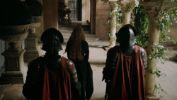 extant_GameOfThrones_5x03-HighSparrow_0959