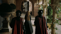extant_GameOfThrones_5x03-HighSparrow_0960