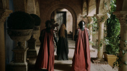 extant_GameOfThrones_5x03-HighSparrow_0963