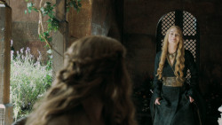 extant_GameOfThrones_5x03-HighSparrow_0977