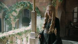 extant_GameOfThrones_5x03-HighSparrow_0983