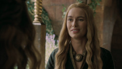 extant_GameOfThrones_5x03-HighSparrow_1042