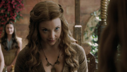 extant_GameOfThrones_5x03-HighSparrow_1057