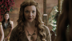 extant_GameOfThrones_5x03-HighSparrow_1059