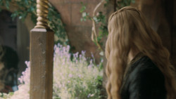 extant_GameOfThrones_5x03-HighSparrow_1073