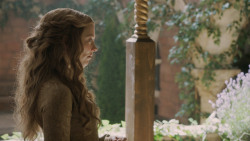 extant_GameOfThrones_5x03-HighSparrow_1138
