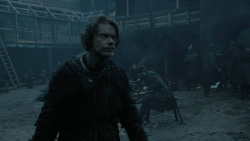 extant_GameOfThrones_5x03-HighSparrow_1216