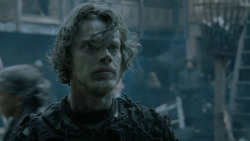 extant_GameOfThrones_5x03-HighSparrow_1245
