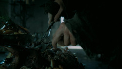 extant_GameOfThrones_5x03-HighSparrow_1274