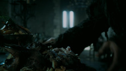 extant_GameOfThrones_5x03-HighSparrow_1279
