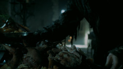extant_GameOfThrones_5x03-HighSparrow_1281