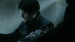 extant_GameOfThrones_5x03-HighSparrow_1314