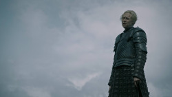 extant_GameOfThrones_5x03-HighSparrow_2026