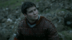 extant_GameOfThrones_5x03-HighSparrow_2037