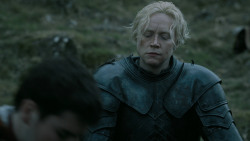 extant_GameOfThrones_5x03-HighSparrow_2062