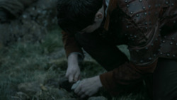 extant_GameOfThrones_5x03-HighSparrow_2066