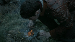 extant_GameOfThrones_5x03-HighSparrow_2074