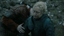 extant_GameOfThrones_5x03-HighSparrow_2116