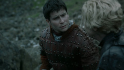 extant_GameOfThrones_5x03-HighSparrow_2137