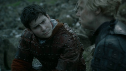 extant_GameOfThrones_5x03-HighSparrow_2230