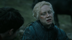 extant_GameOfThrones_5x03-HighSparrow_2300
